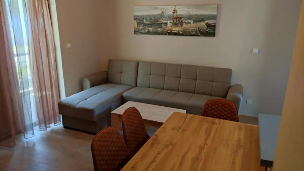 Vasileiou Apartments Kaména Voúrla Eksteriør bilde